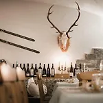 Hotell Laguscei Dolomites Mountain 3*