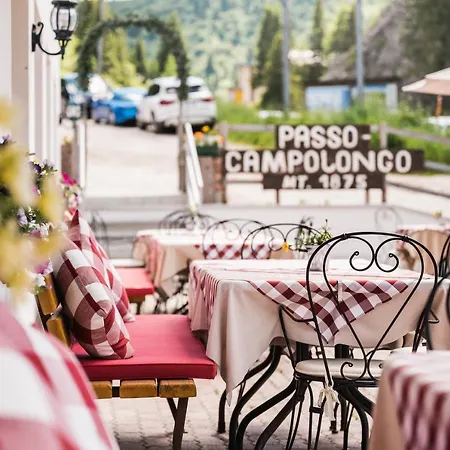 Laguscei Dolomites Mountain Arraba