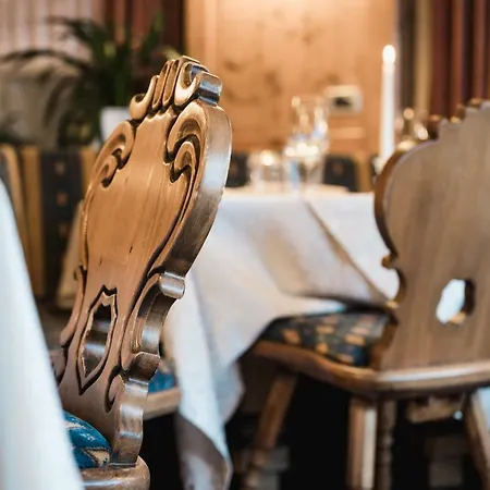 Laguscei Dolomites Mountain Arraba