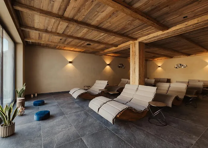 Laguscei Dolomites Mountain Hotel 3*