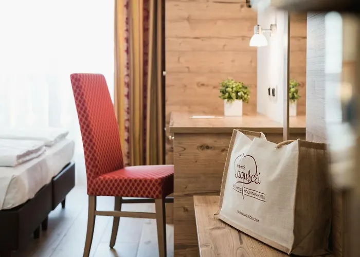 Hotel Laguscei Dolomites Mountain