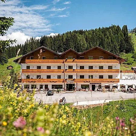 فندق Laguscei Dolomites Mountain