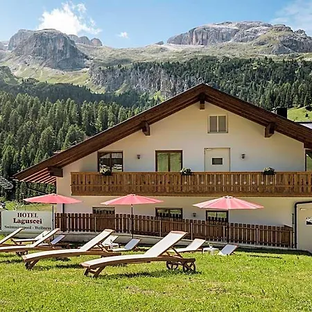 Laguscei Dolomites Mountain فندق 3*
