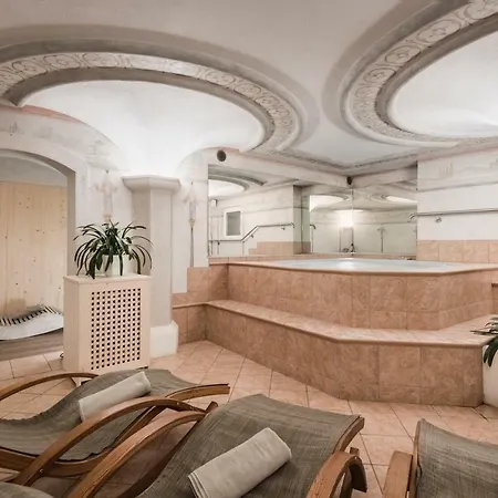 Laguscei Dolomites Mountain 酒店 阿拉巴