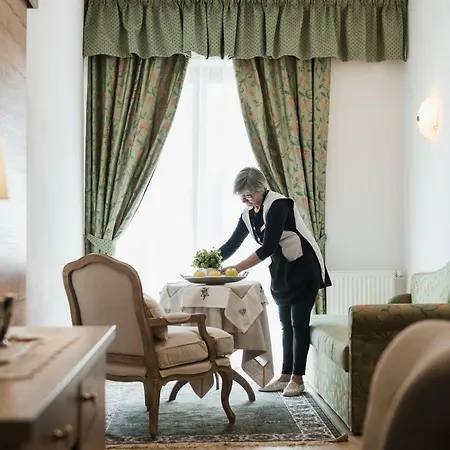 Hotel Laguscei Dolomites Mountain
